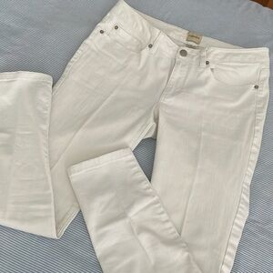 G.H. Bass & Co. White stretch denim skinny jeans size 6